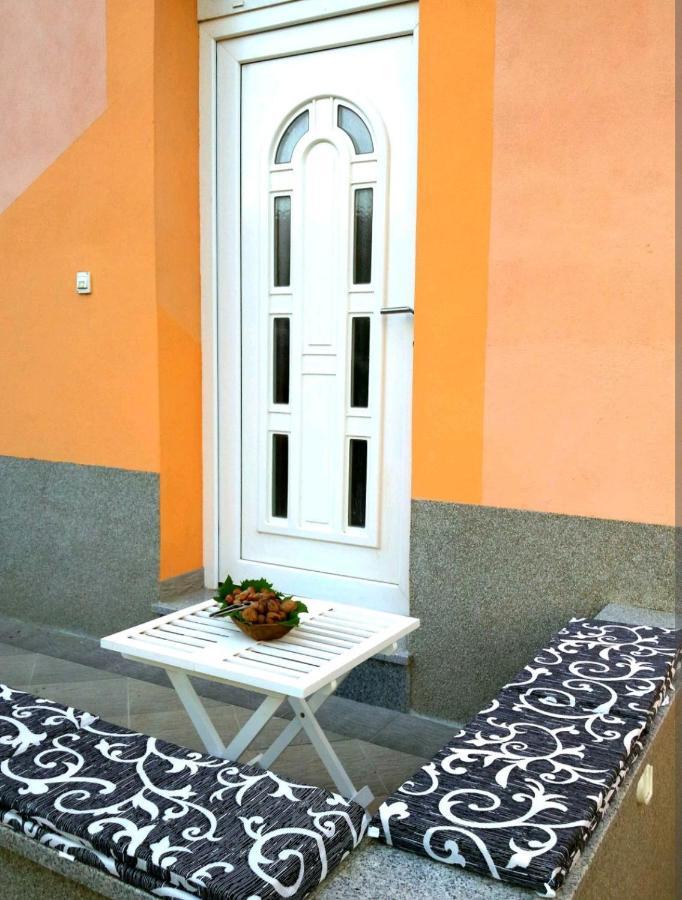 Apartment Ory Near The City Center With Free Parking PUY Eksteriør bilde