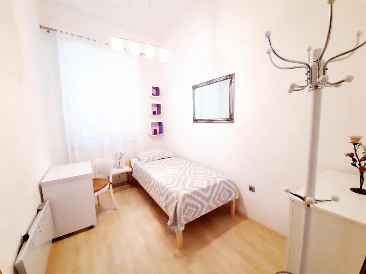 Apartment Ory Near The City Center With Free Parking PUY Eksteriør bilde