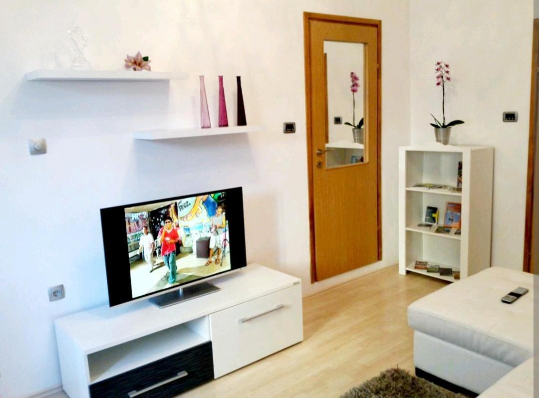 Apartment Ory Near The City Center With Free Parking PUY Eksteriør bilde